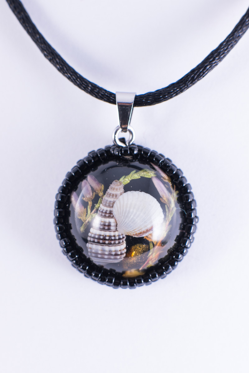Wisiorek Necklace Classic TOHO Black